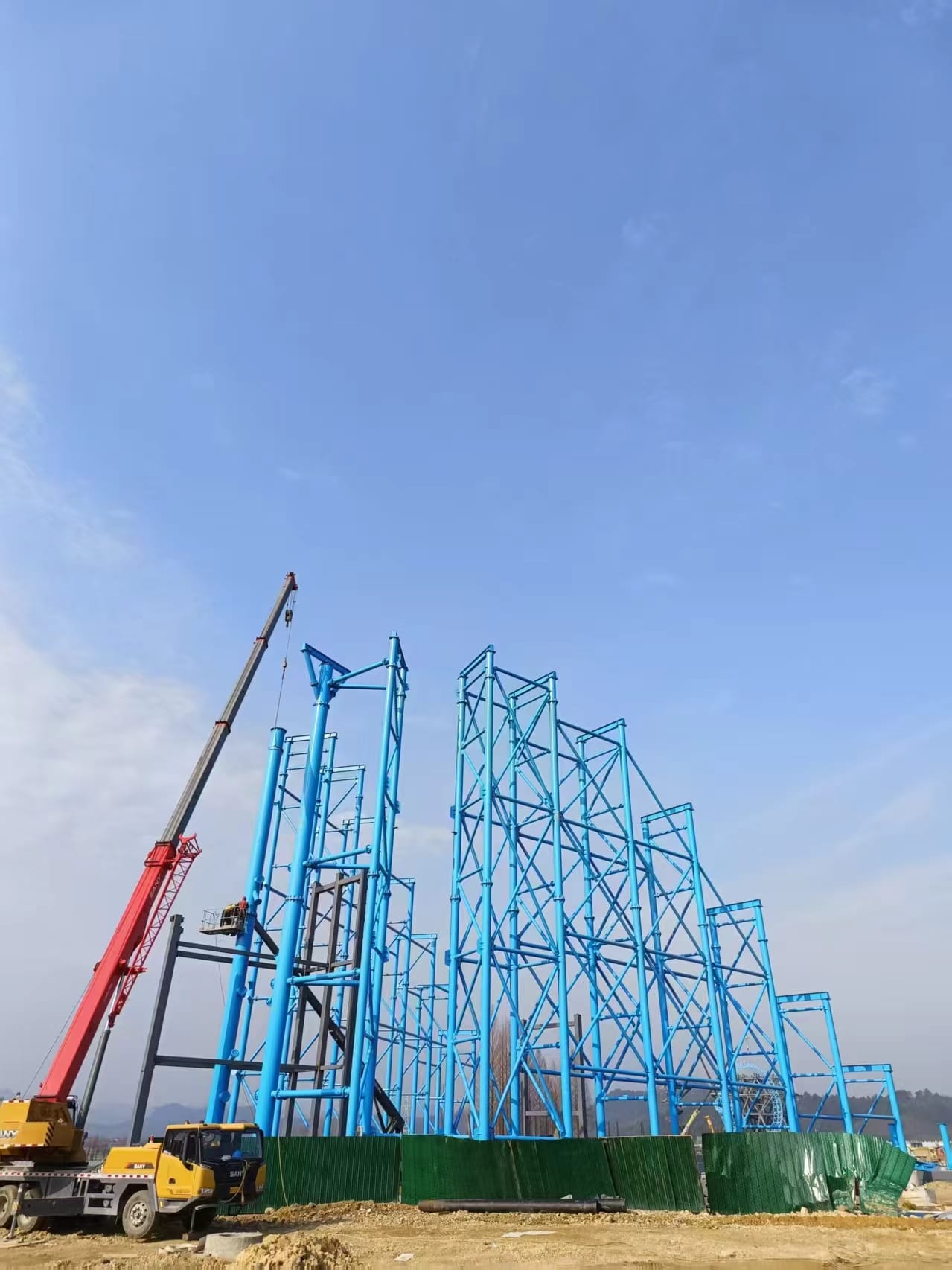 ZhipaoRides installation site 2 — professional amusement ride installation and commissioning on-site