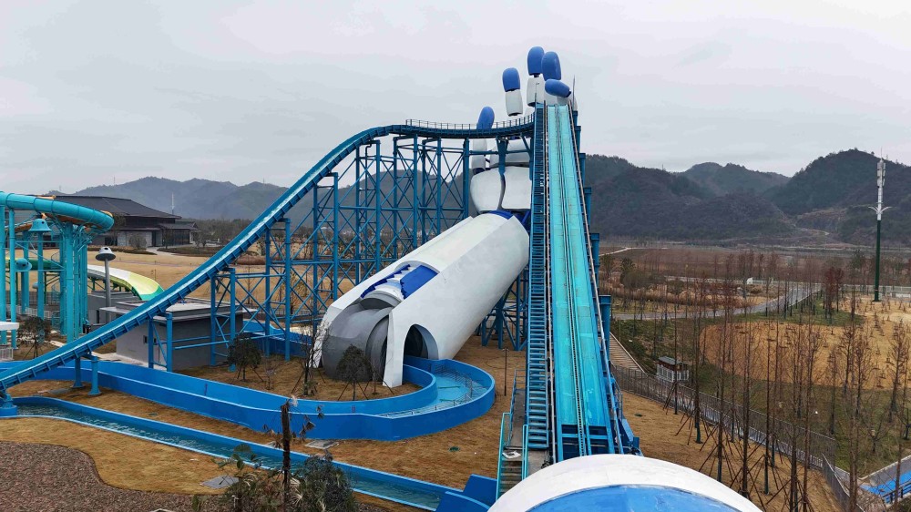 28m Flume Ride photo 3 - ZhipaoRides